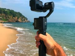 REMOVU S1 Splashproof GoPro Gimbal on the beach