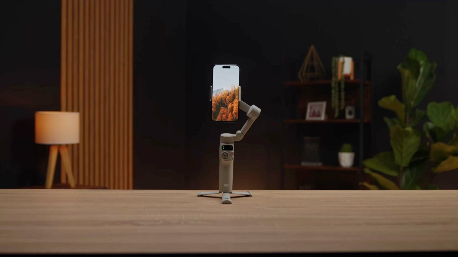 DJI Mobile 7 Hero shot